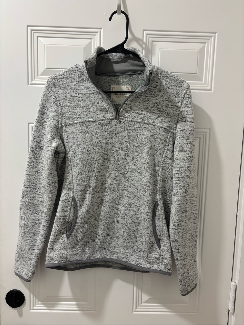 Altar'd State Heather Light Gray Zip-Up Pullover